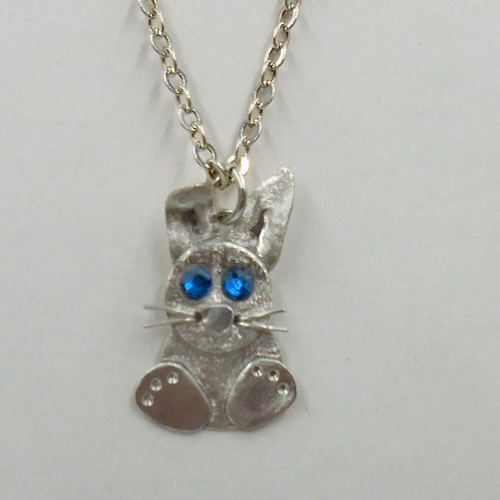 Click to view detail for DKC-2076 Necklace, Bunny Sterling Silver, Blue Crystals $110